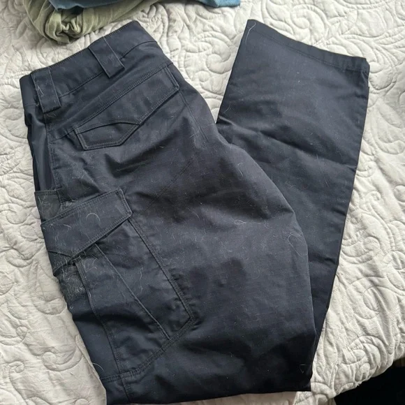 5.11 Tactical Women’s Stryke Pants size 12 navy regular length - Picture 3 of 3